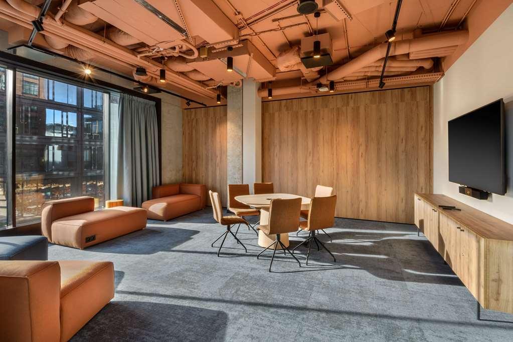 Hotel Barcelo Warsaw Powisle Servizi foto