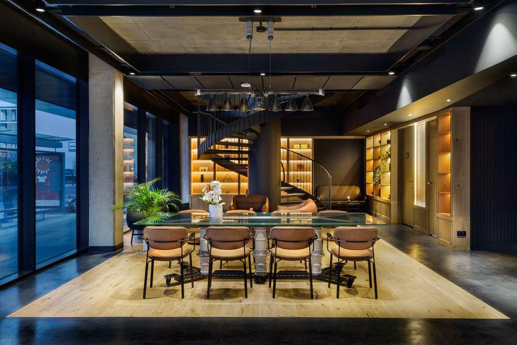Hotel Barcelo Warsaw Powisle Interno foto