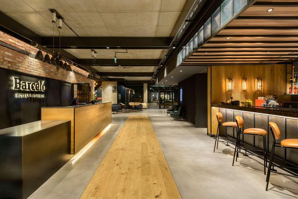 Hotel Barcelo Warsaw Powisle Interno foto